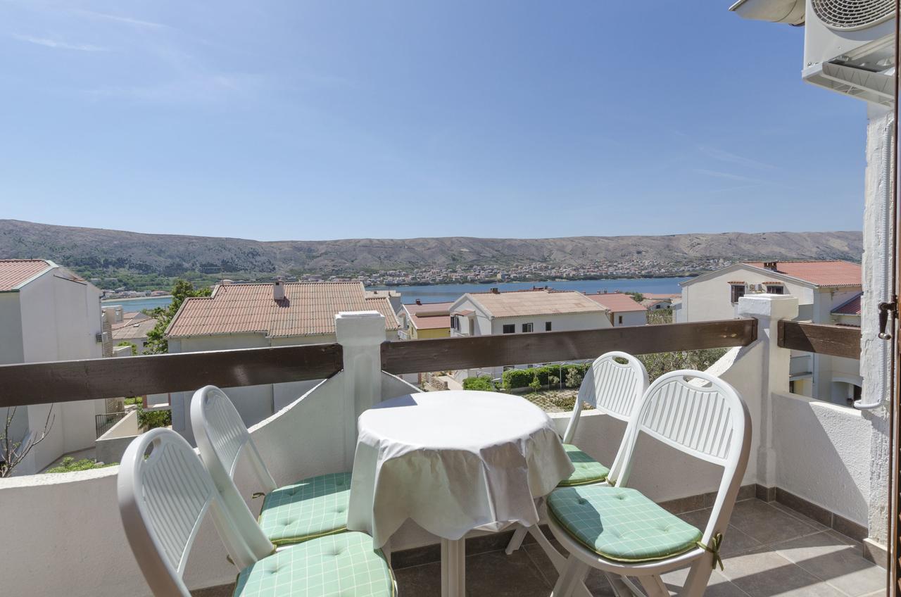 Apartments Spavalo Pag Town Exterior photo
