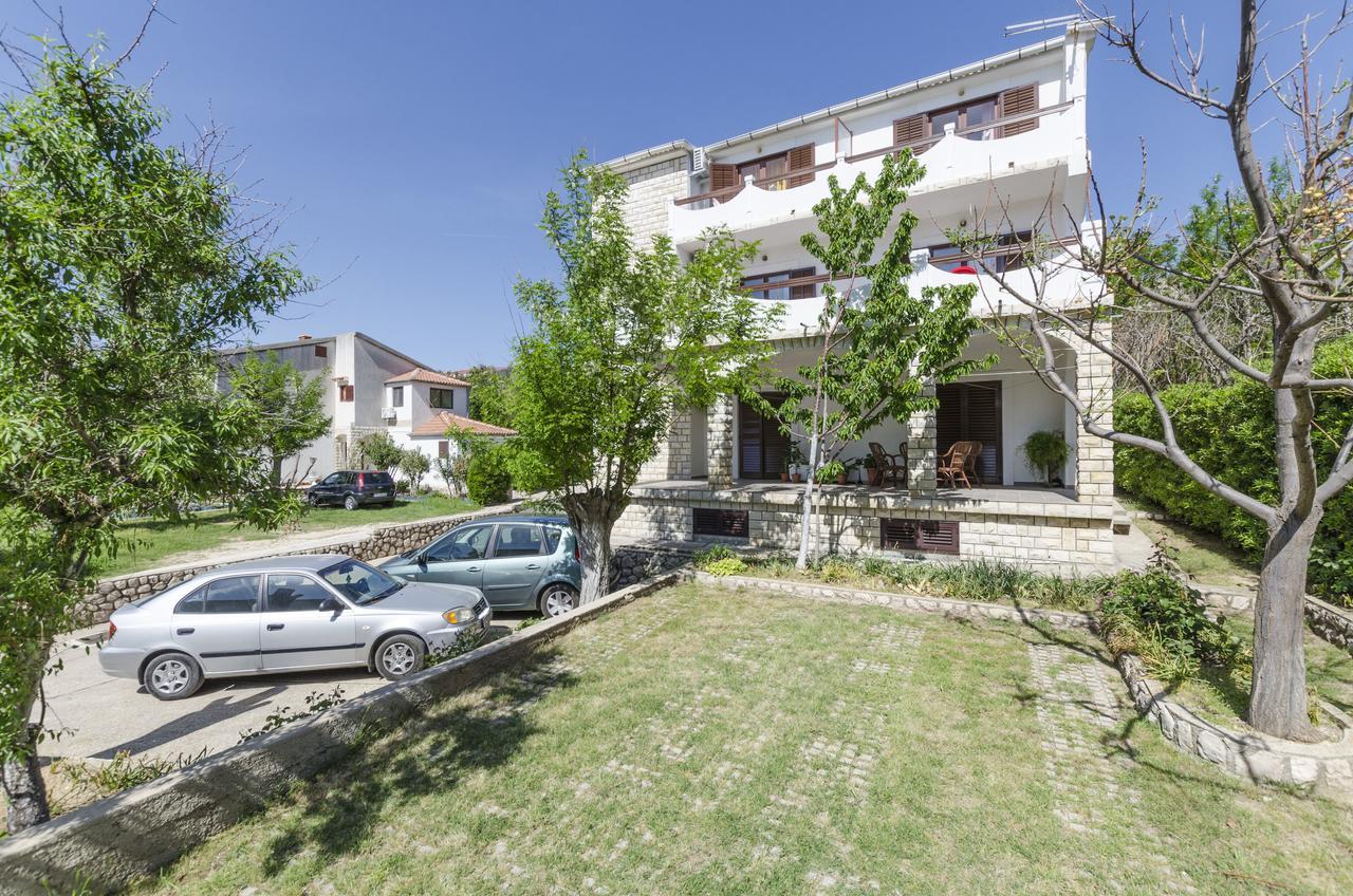 Apartments Spavalo Pag Town Exterior photo